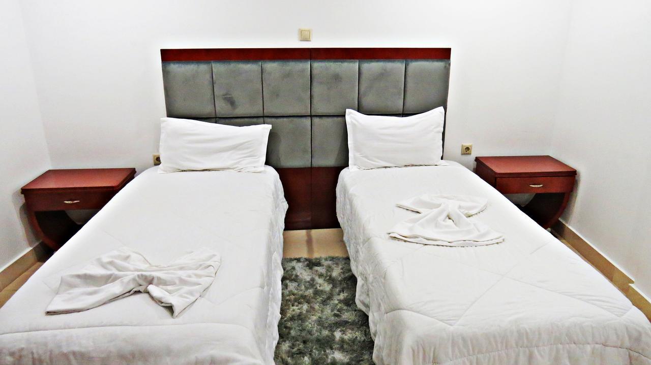 Apart Hotel Gatagold Quifica Eksteriør bilde